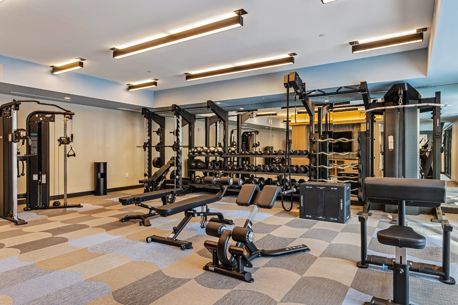 Epicurean_LuxuryCommunity_Amenities_Fitness_TuscanVillage