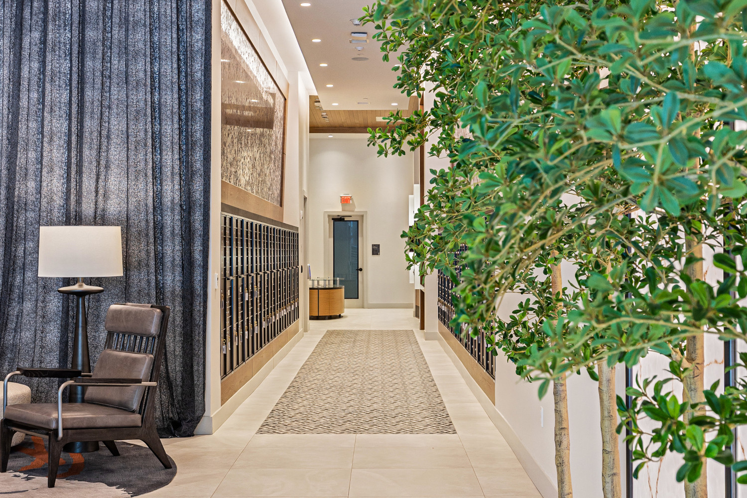 Epicurean_LuxuryCommunity_Amenities_Lobby_TuscanVillage