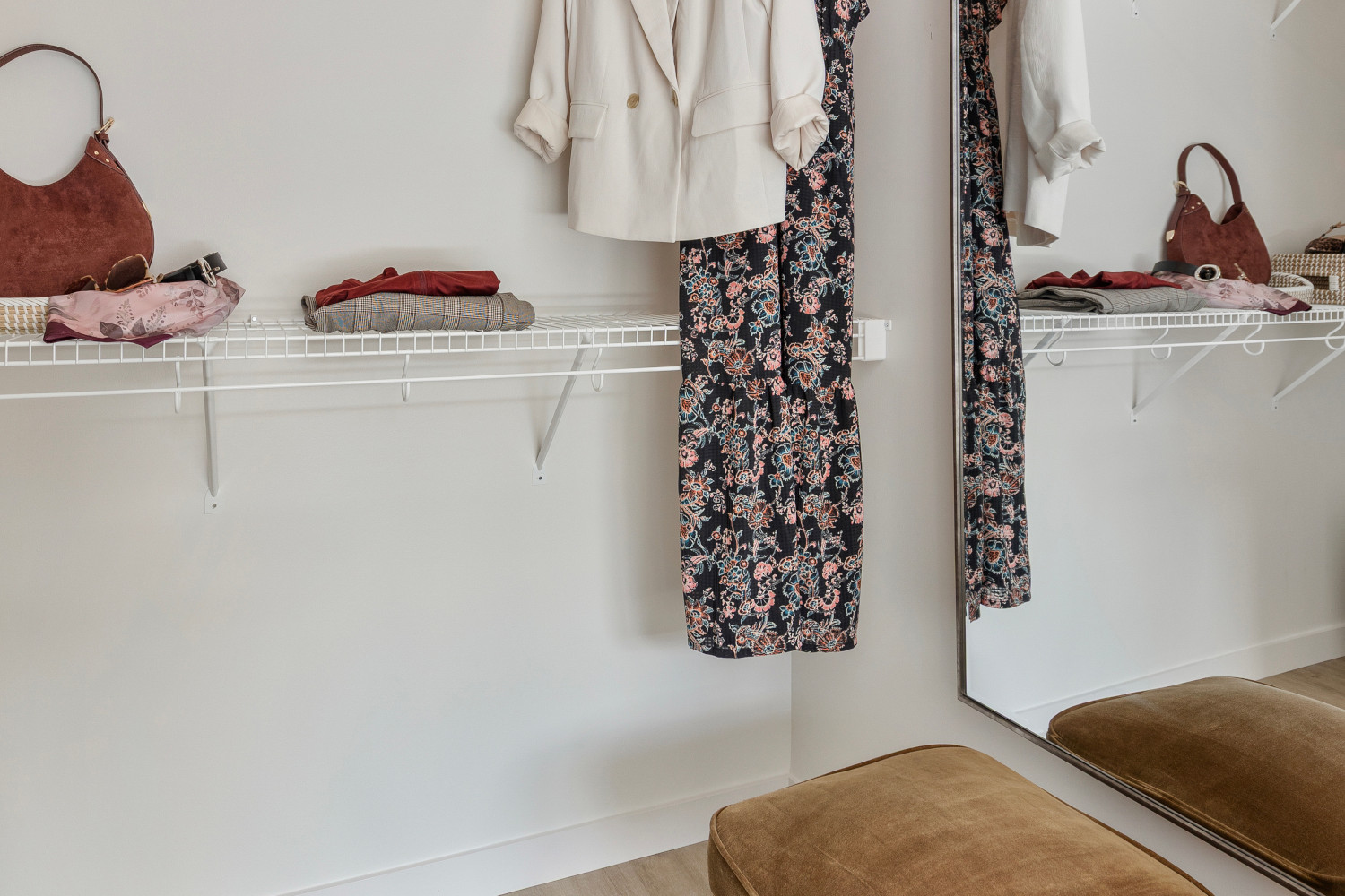 Epicurean_LuxuryCommunity_Closet_TuscanVillage