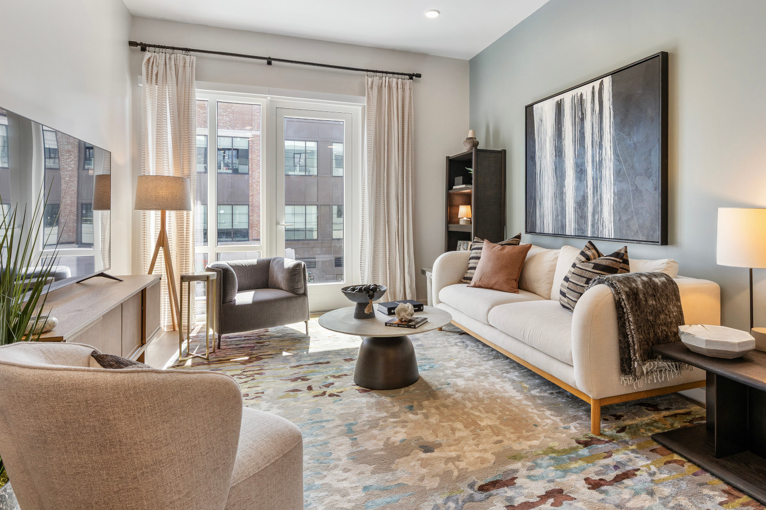 Epicurean_LuxuryCommunity_OpenLivingLayout_TuscanVillage
